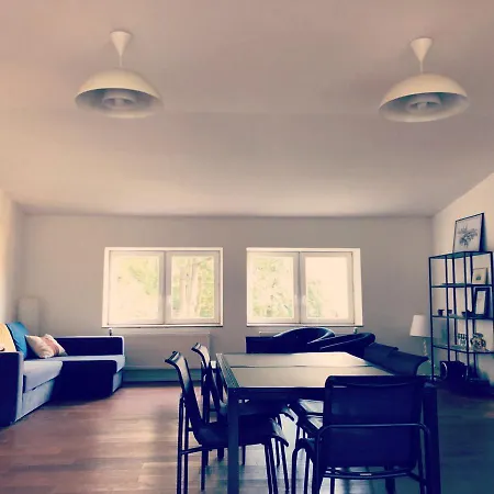 “best View” Dachgeschosswohnung In Sigismund